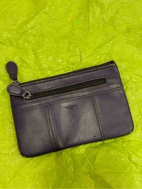 Dockers Dusty Lavender Purple Genuine Leather Zip Coin Pouch Wallet